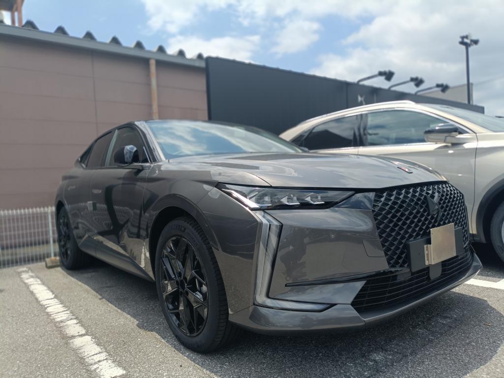 特別仕様車 DS4 PERFORMANCE LINE E-TENSE⭐️入庫しました！