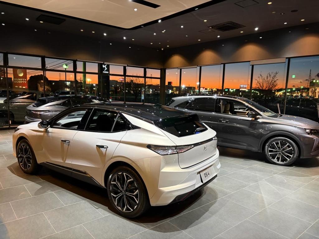 夜のショールーム✨