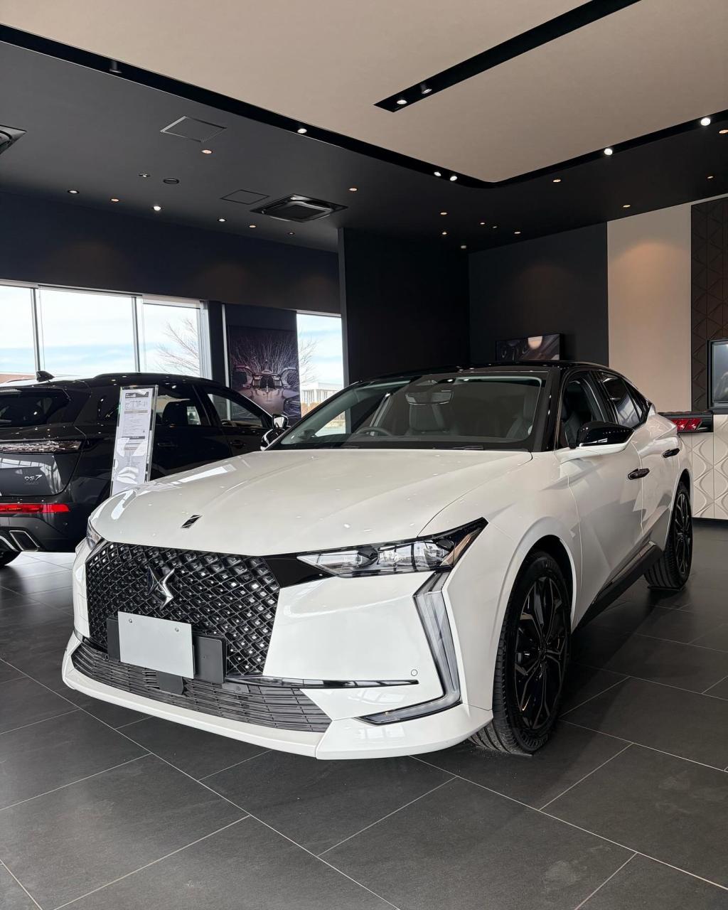 ＤＳ４　ETOILE　BlueHDi　✨